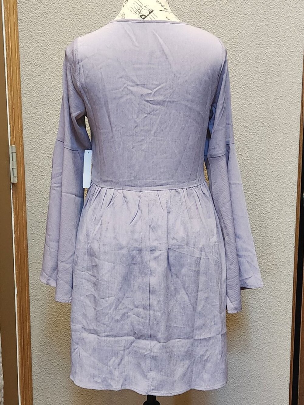 COLOR THREAD Gray Flowy Bell Sleeve Short Dress - NWT NEW - Picture 3 of 5
